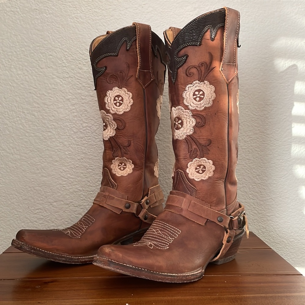 Rustic Square Toe Genuine Leather Floral Embroidered Cowboy Boots